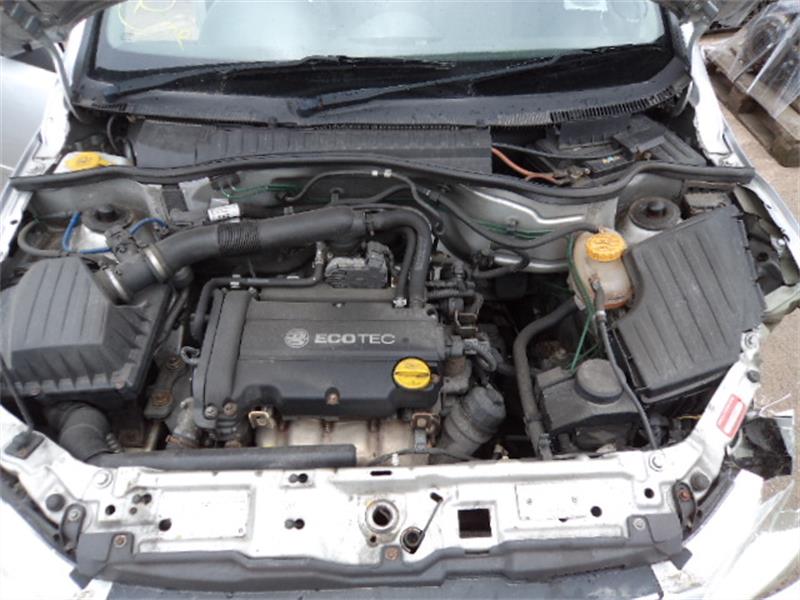 VAUXHALL CORSA MK II (C) F08 2004 - 2006 1.2 - 1229cc 16v Twinport Z12XEP petrol Engine Image