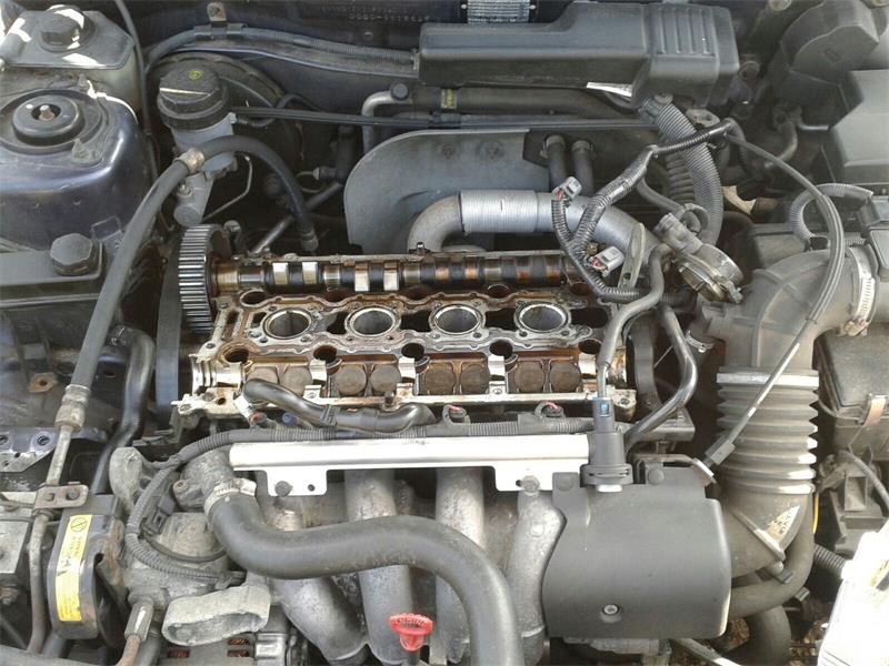 VOLVO S40 MK 1 VS 2000 - 2001 2.0 - 1948cc 16v Turbo B4204T3 petrol Engine Image