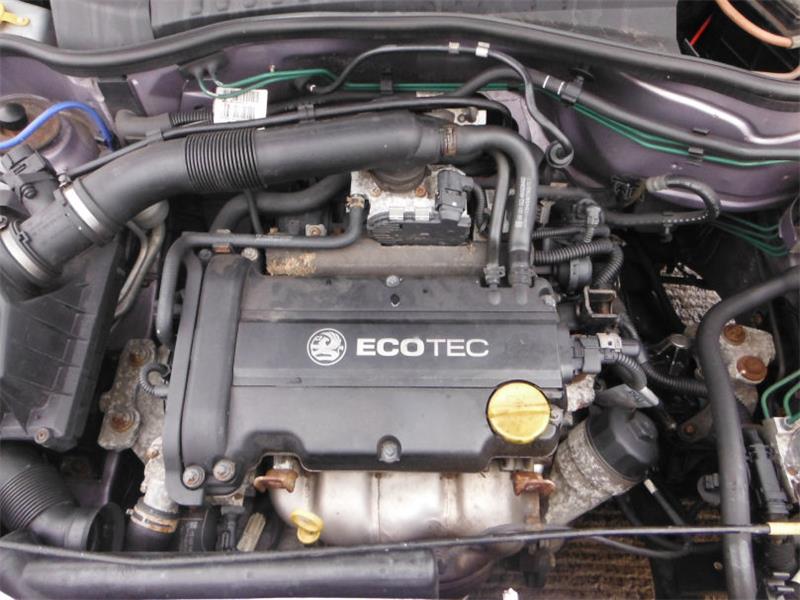 VAUXHALL CORSA MK II (C) W5L 2004 - 2006 1.2 - 1229cc 16v Twinport Z12XEP petrol Engine Image