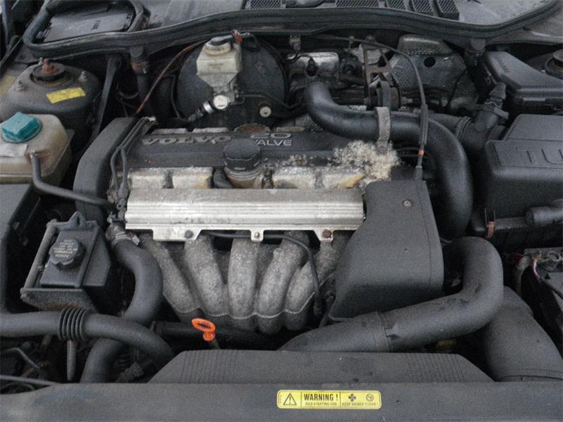 VOLVO S70 P80 1996 - 1998 2.3 - 2319cc 20v T5  petrol Engine Image