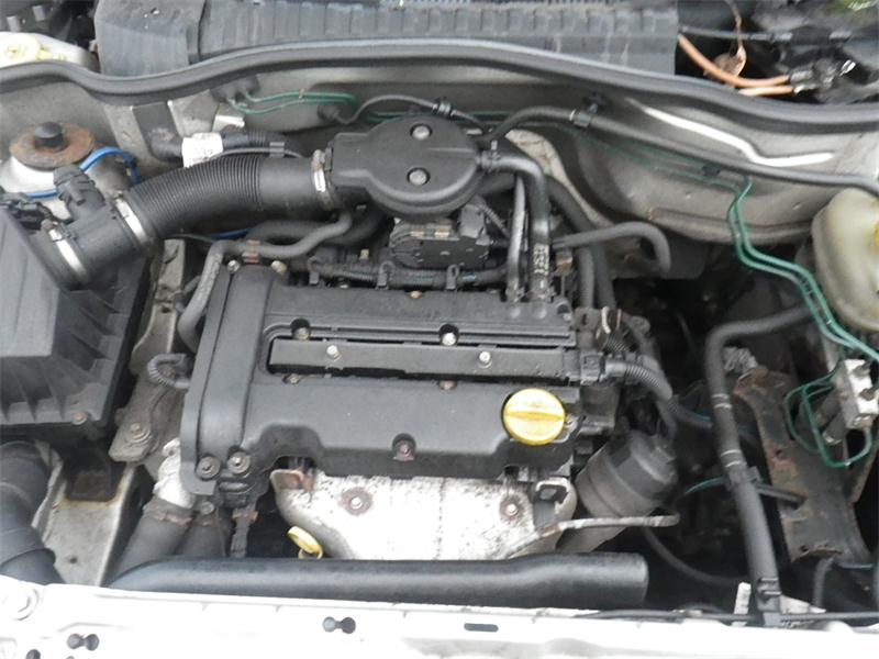 VAUXHALL CORSA MK II (C) W5L 2001 - 2006 1.2 - 1199cc 16v 16VDualfuel Z12XE petrol Engine Image