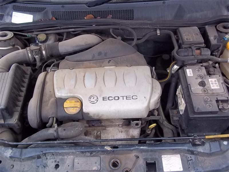 VAUXHALL ASTRA MK III (F) 1994 - 1998 1.8 - 1796cc 16v i16V C18XE petrol Engine Image